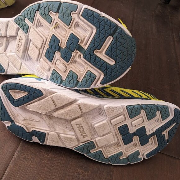 GENUINE Hoka One One Clifton 4 Men's Sulphur Spring Midnight 1016723 SIZE 11 - Picture 3 of 5